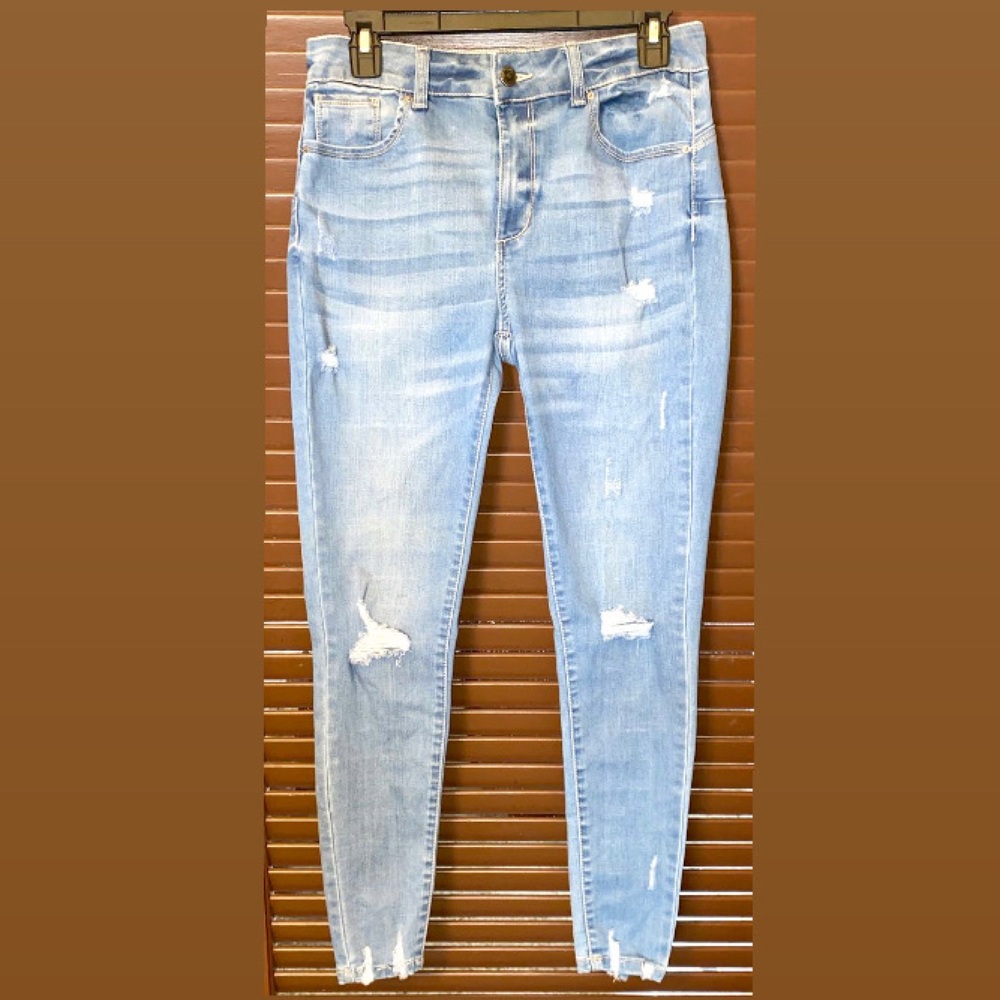 Ripped jeans